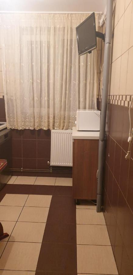 Modern Apartment Pitesti Exterior photo